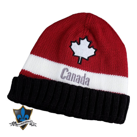 LE BONNET FEUILLE D'ÉRABLE DU CANADA.