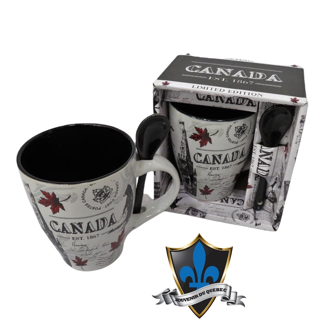 Tasse à café avec scène du Canada en noir et blanc.